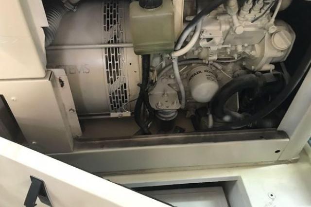 PERSHING 62 usato - foto 18 | Auto Yachting Mango Padula