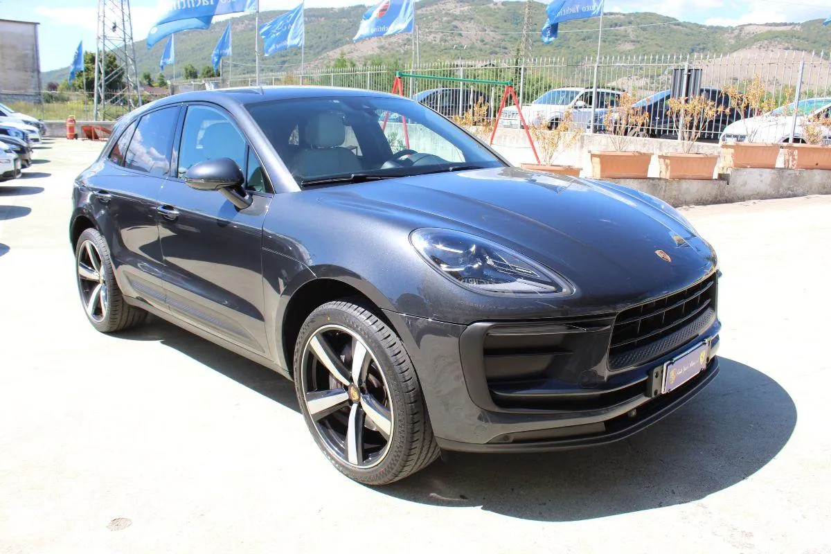 PORSCHE - Macan - 2.0