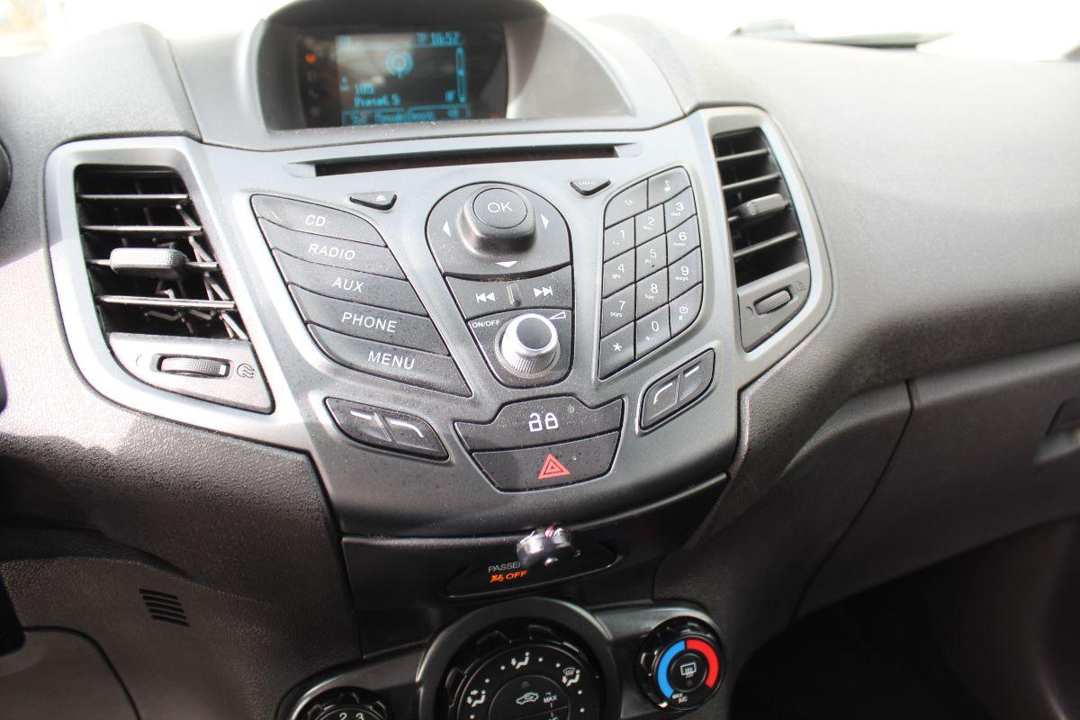 FORD - Fiesta - 1.4 5p. Bz. GPL Titanium