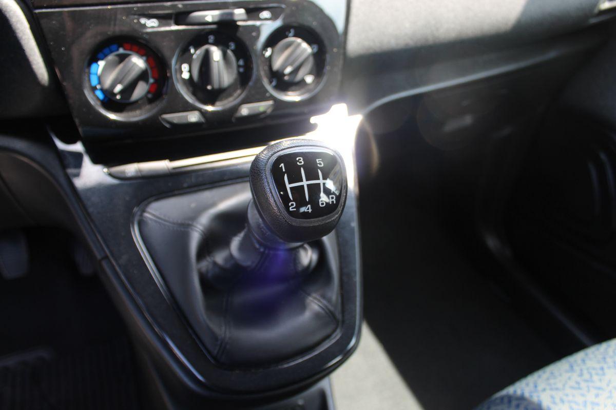 LANCIA - Ypsilon - 1.0 FireFly 5p.S&S Hybrid Silver