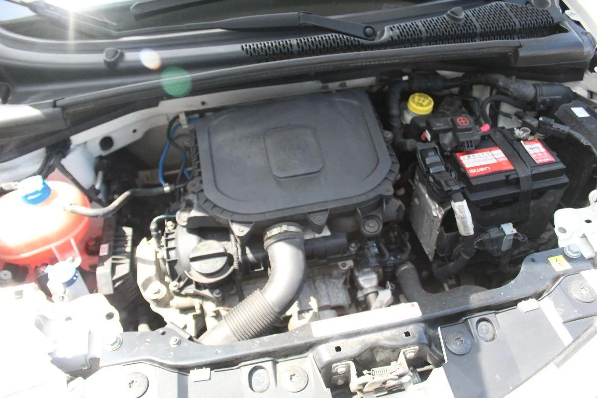 LANCIA - Ypsilon - 1.0 FireFly 5p.S&S Hybrid Silver
