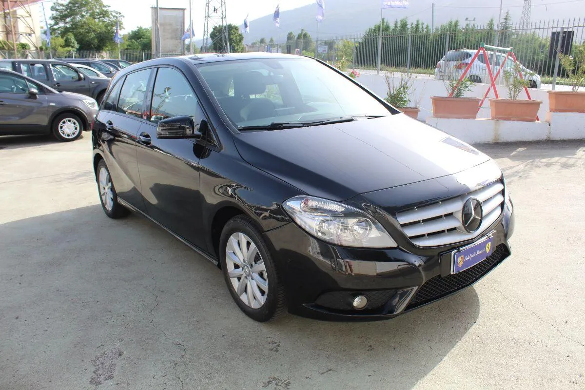 MERCEDES - Classe B - 180 CDI Premium