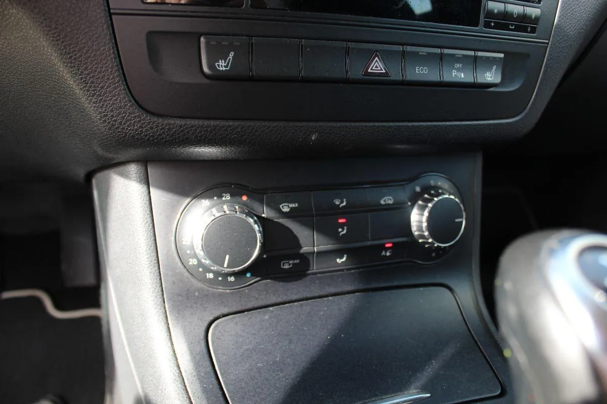 MERCEDES - Classe B - 180 CDI Premium