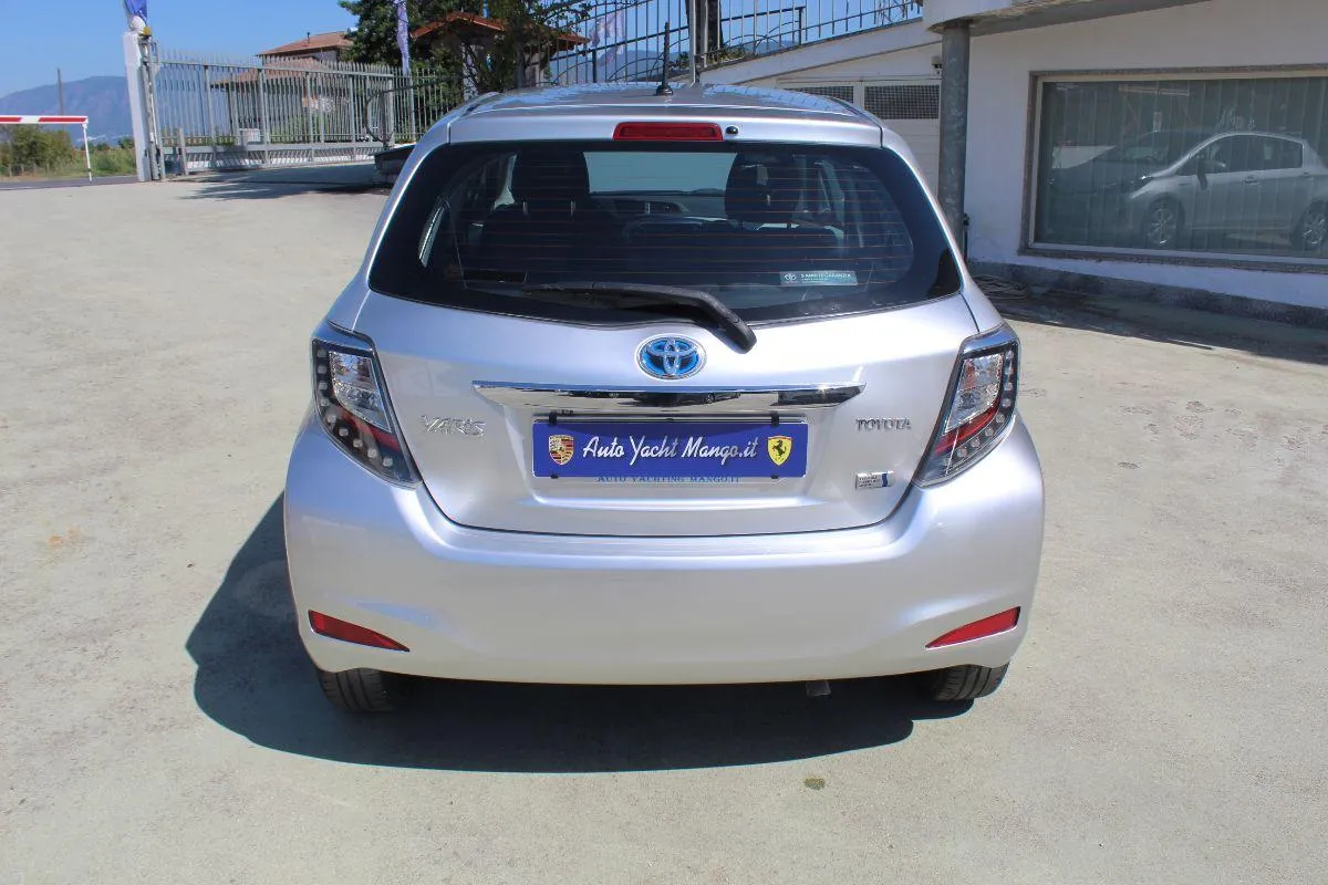TOYOTA - Yaris -  1.5 Hybrid 5p. Style