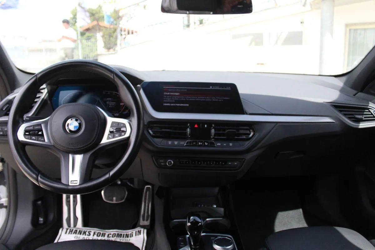 BMW - Serie 1 - 118i Msport 5p auto
