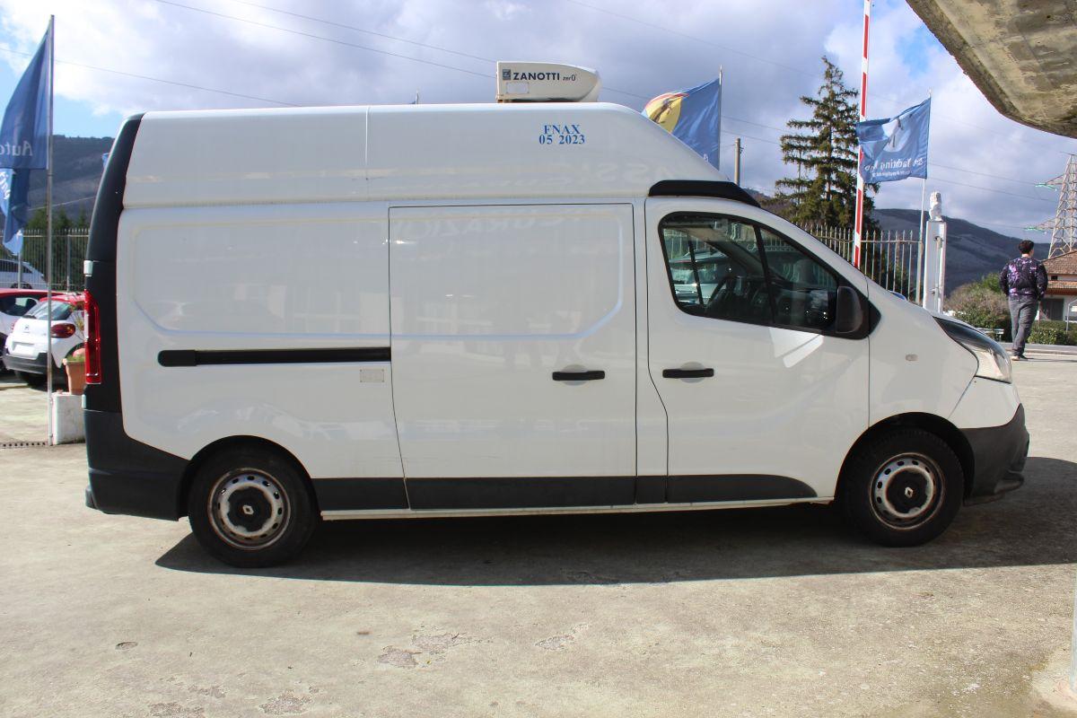 RENAULT Trafic Dci 145 Energy coibentato usato - foto 3 | Auto Yachting Mango Padula