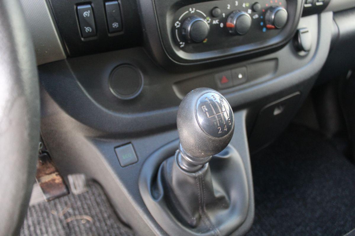 RENAULT Trafic Dci 145 Energy coibentato usato - foto 14 | Auto Yachting Mango Padula