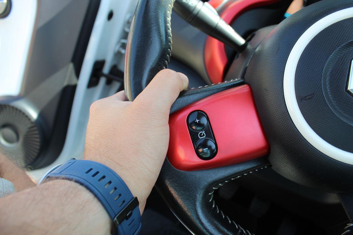 RENAULT Twingo usata - foto 13 | Auto Yachting Mango Padula