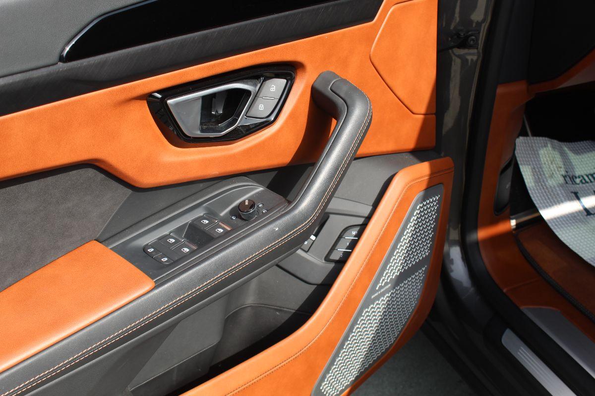 LAMBORGHINI Urus usata - foto 9 | Auto Yachting Mango Padula