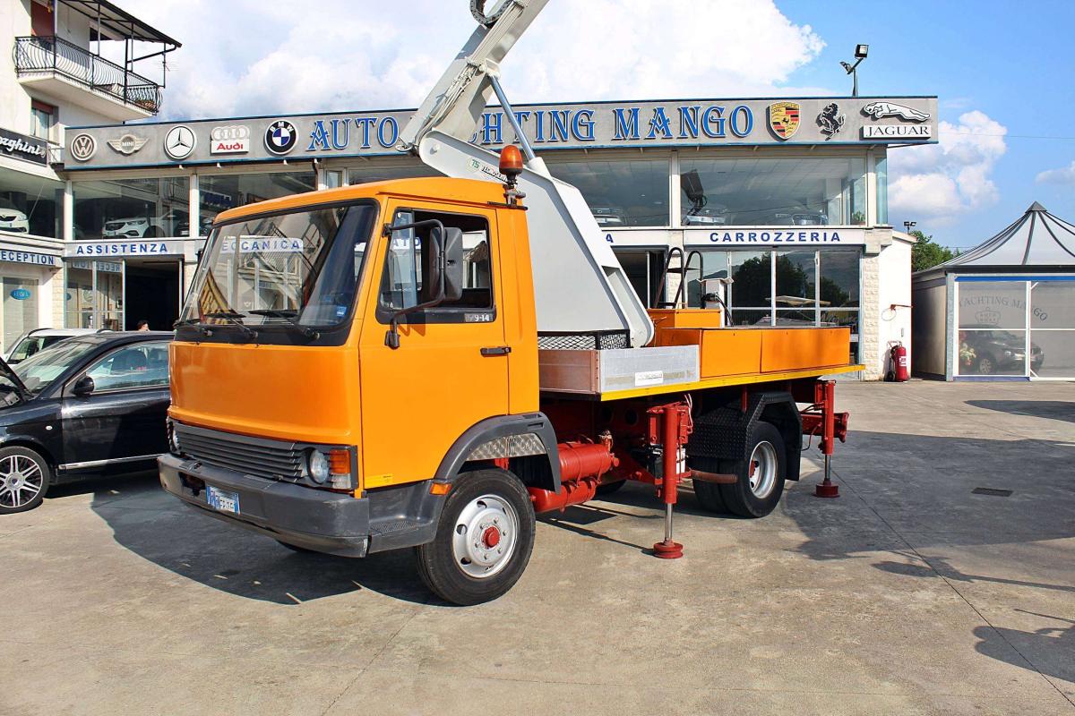 IVECO 79.14 usata - vista esterna | Auto Yachting Mango Padula