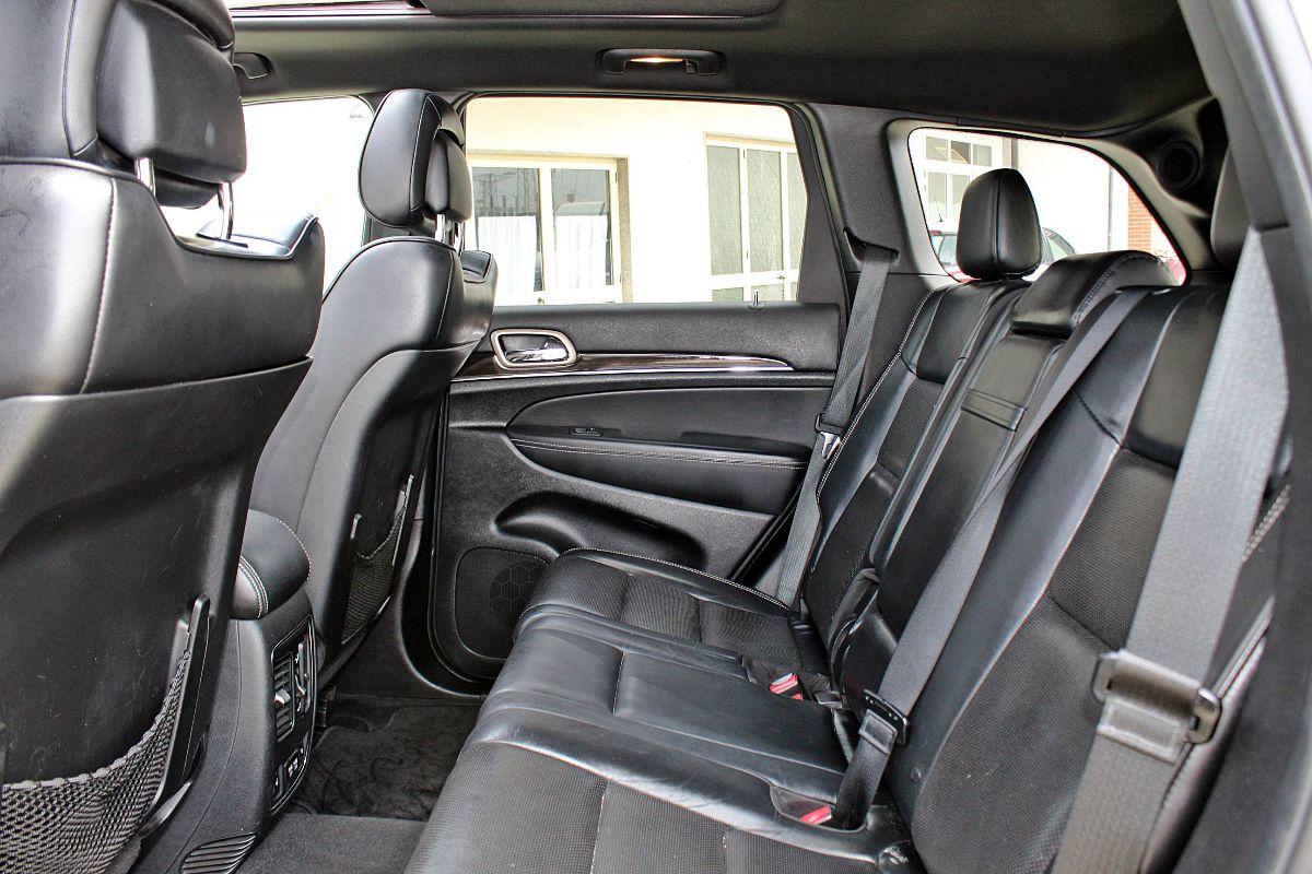 JEEP Grand Cherokee usata - foto 20 | Auto Yachting Mango Padula