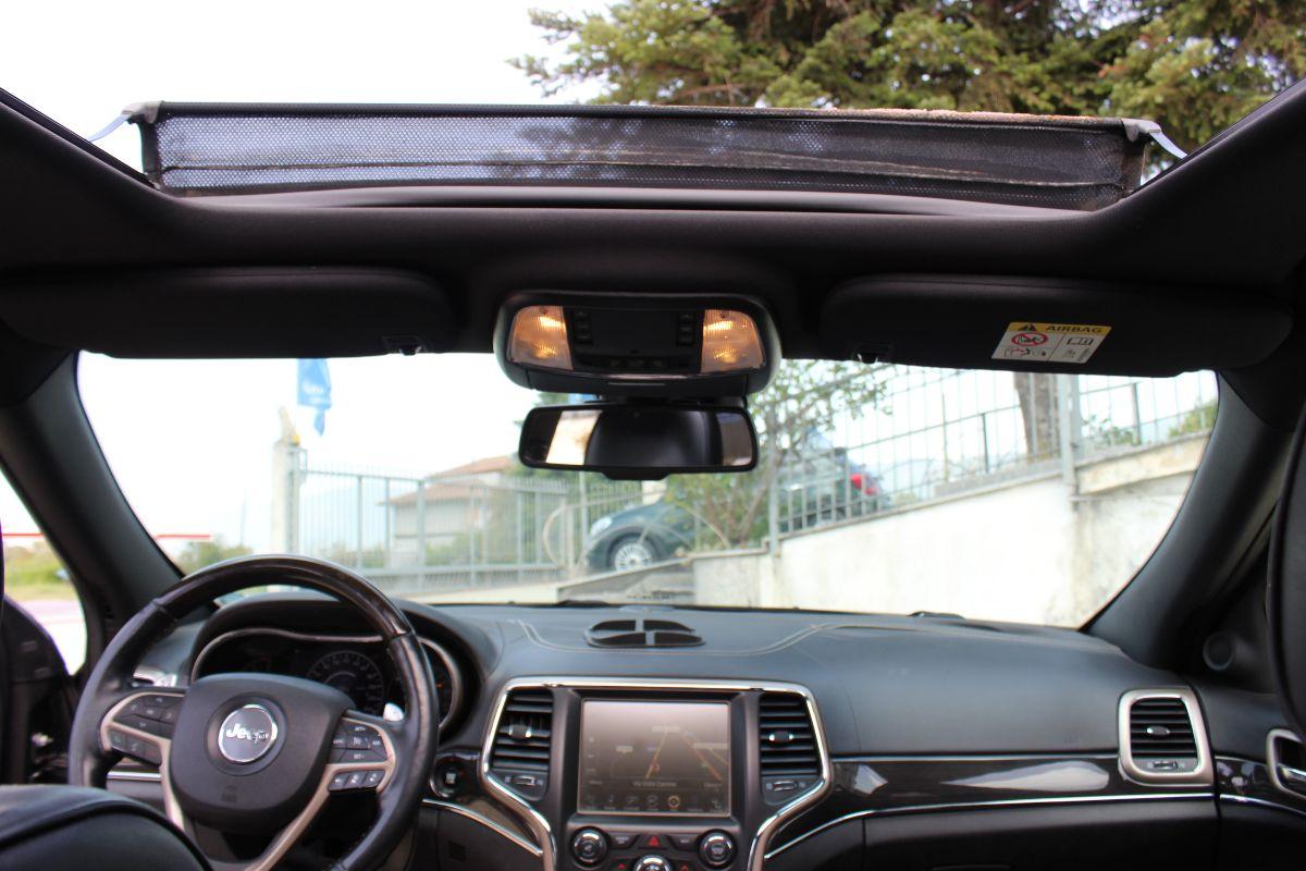 JEEP Grand Cherokee usata - foto 22 | Auto Yachting Mango Padula