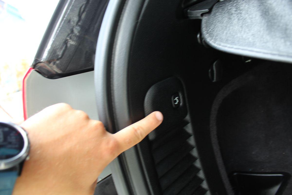 JEEP Grand Cherokee usata - foto 24 | Auto Yachting Mango Padula