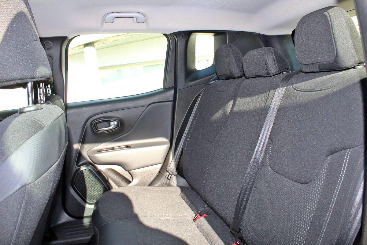 JEEP Renegade usata - foto 18 | Auto Yachting Mango Padula